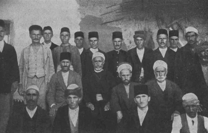 Stanovci i Poshtem'den bir grup Çerkes